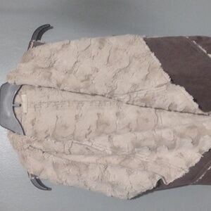 Altr’d State Womens M Fur Lined Suede Tan White Open Front Vest With Pockets